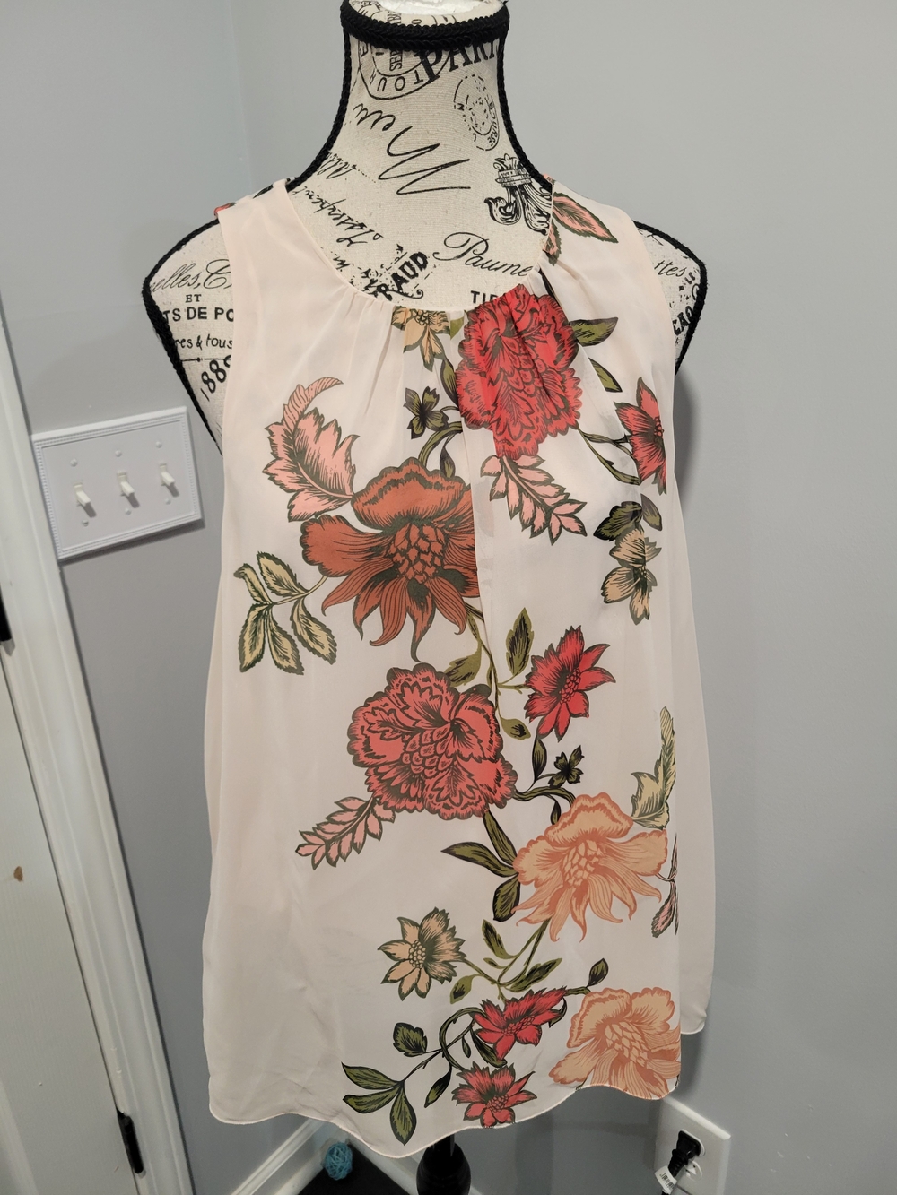 Vince Camuto Floral Halter Shell in Cream with Red and Green Print
